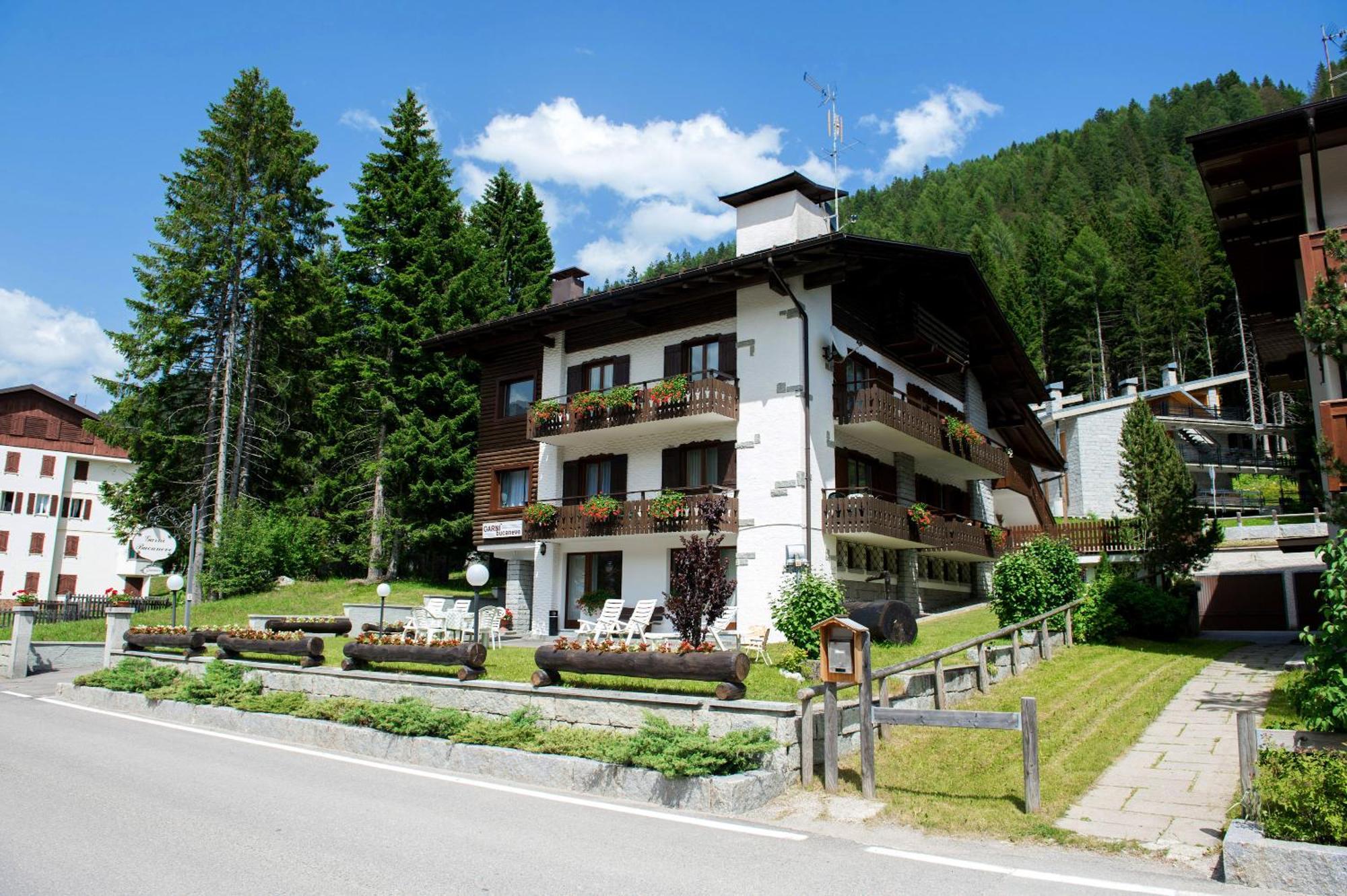 Garni Bucaneve Madonna di Campiglio Bagian luar foto