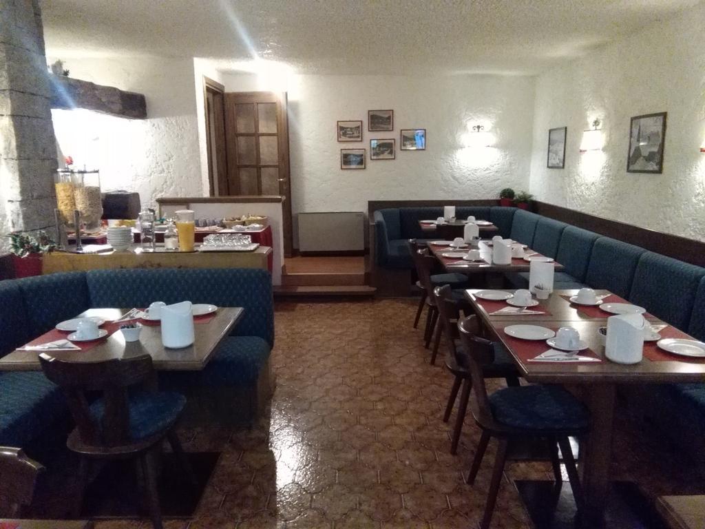 Garni Bucaneve Madonna di Campiglio Bagian luar foto