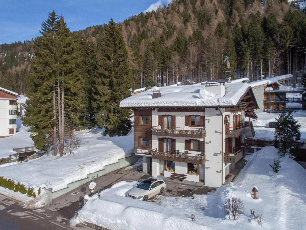 Garni Bucaneve Madonna di Campiglio Bagian luar foto
